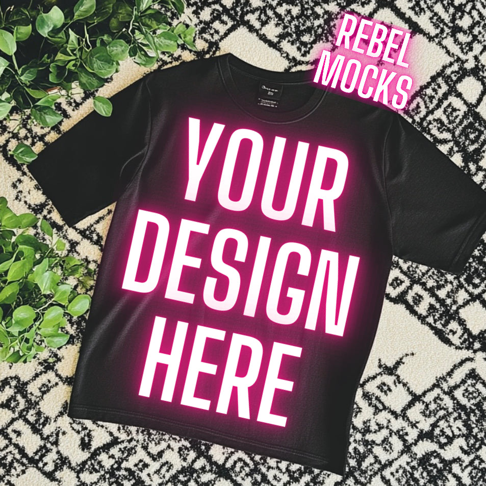 Black Tee flat lay Mock Up