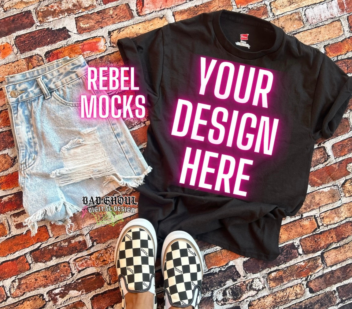 Black Tee Flat Lay Mock Up