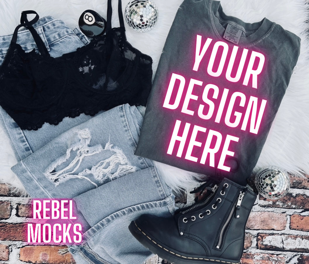 Pepper ALT Trendy Mock Up Flat Lay