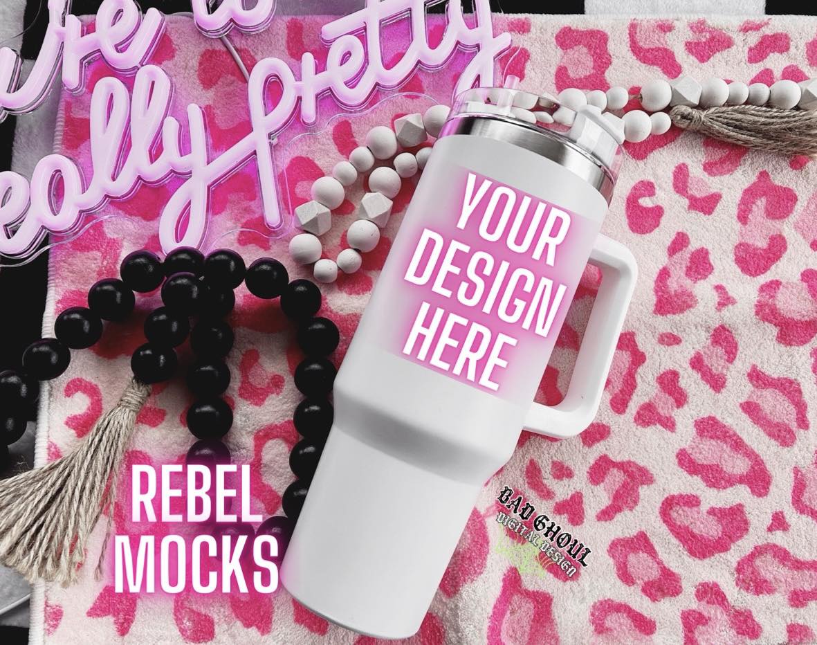 Tumbler Trendy Vibez Flat Lay Mock Up