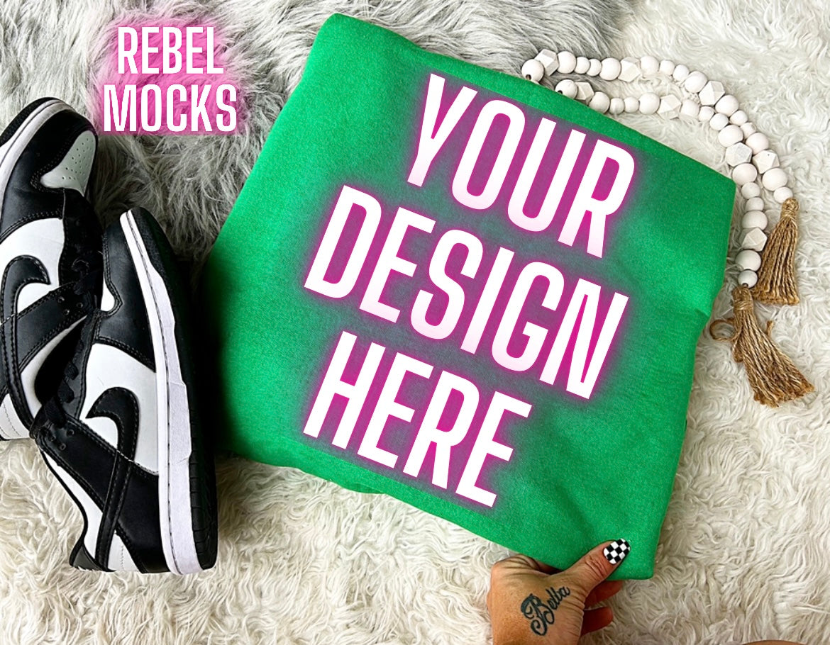 Kelly Green Crew Neck Sweatshirt Gildan Trendy Mock Up Flat Lay