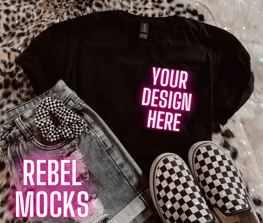 Black Tee flat lay  Mock Up